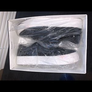 Guess Platform Sneaker